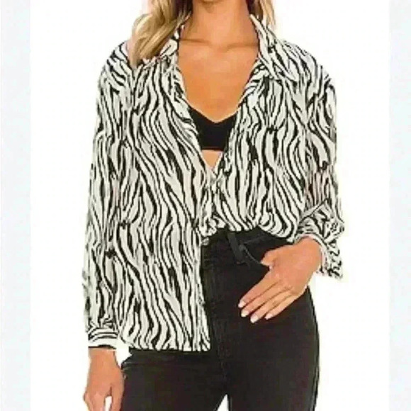 Free people Ciara zebra button down shirt blouse sz XS EXTRA SMALL - Picture 3 of 9